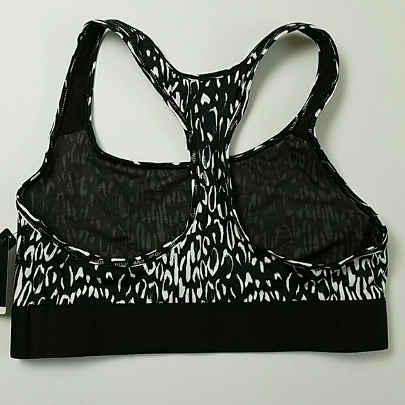 Victoria's Secret  Sports Bra NWT - Picture 3 of 6